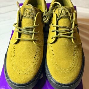 Nike SB  Janoski Seamoss Men's Shoes